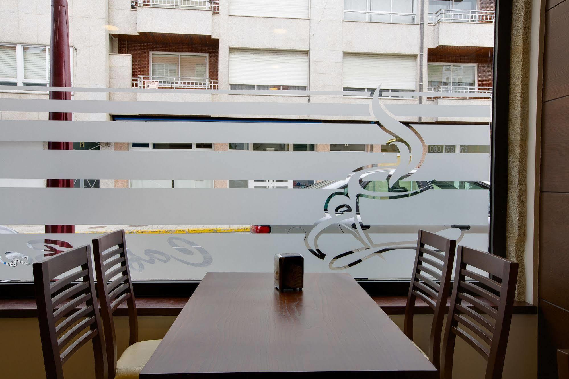 Pension Las Palmeras Lalín Exterior foto